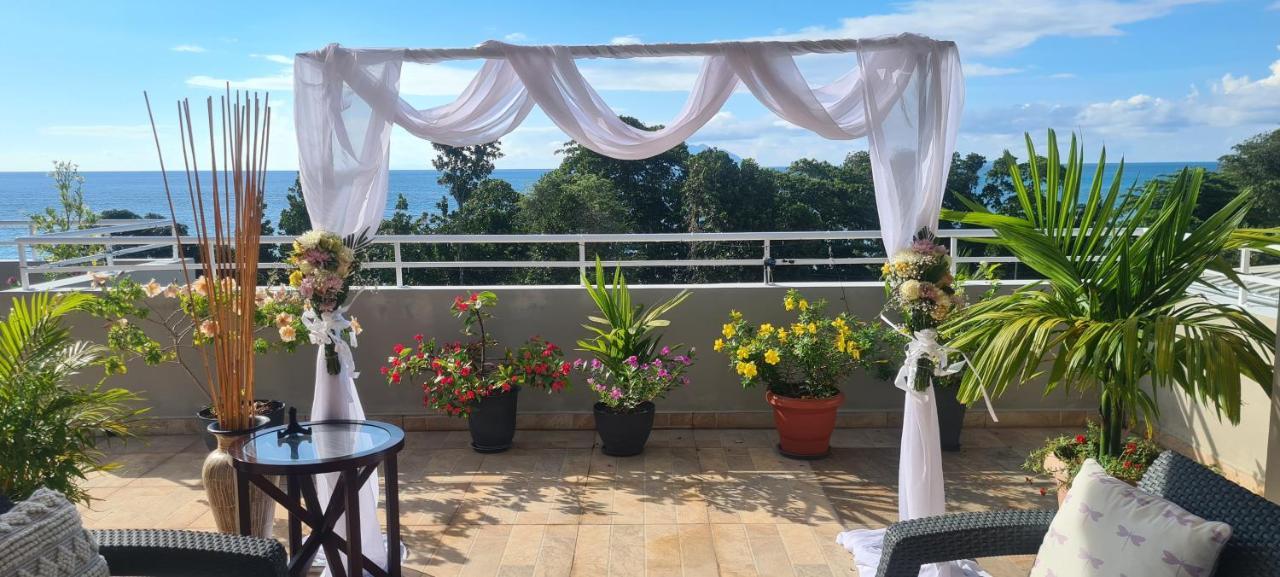 Harmony Self-Catering Apartments Beau Vallon  Extérieur photo